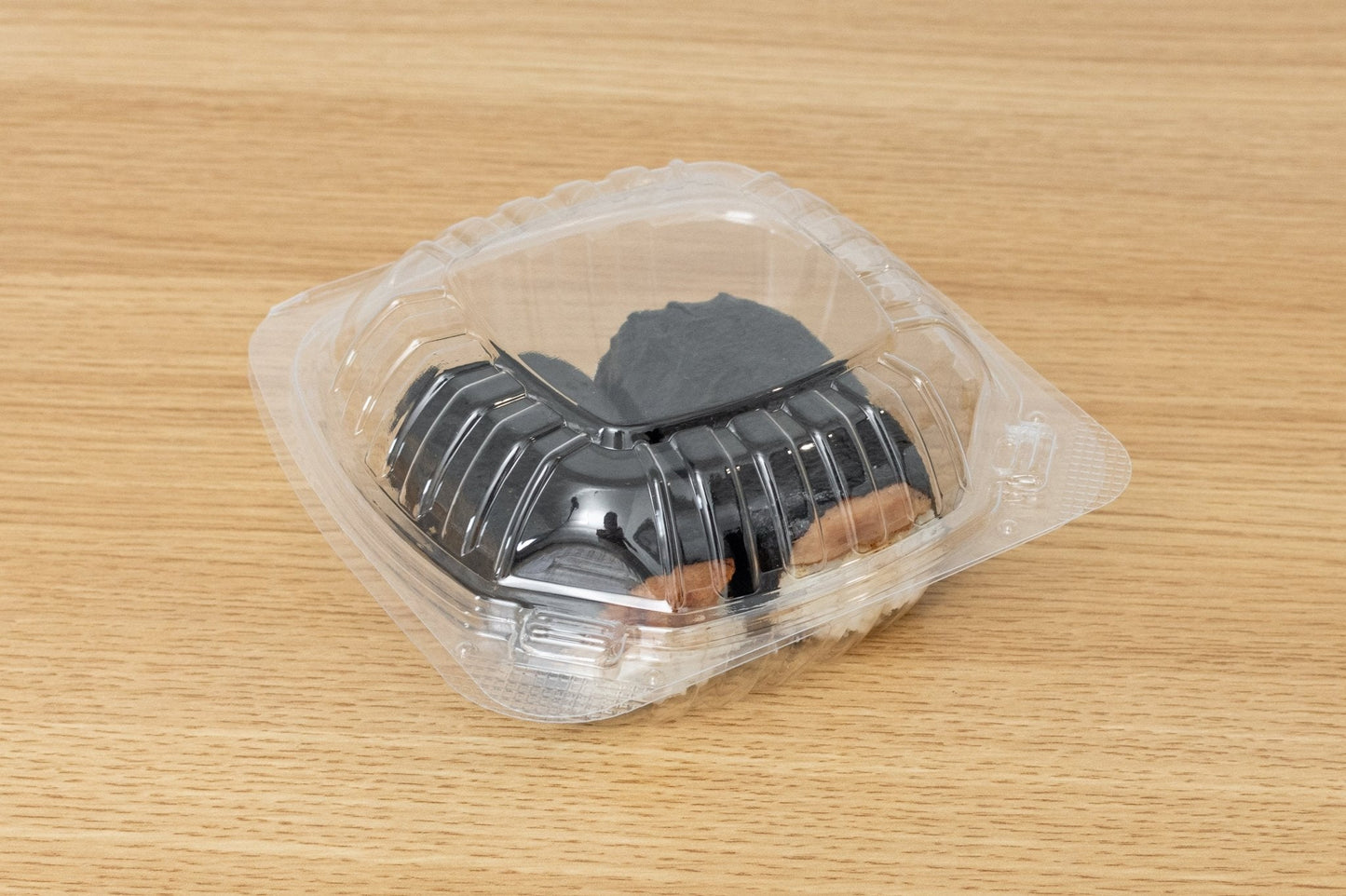 Clear Hinged PS Container, 6" x 6" 2in Tall, 400pc