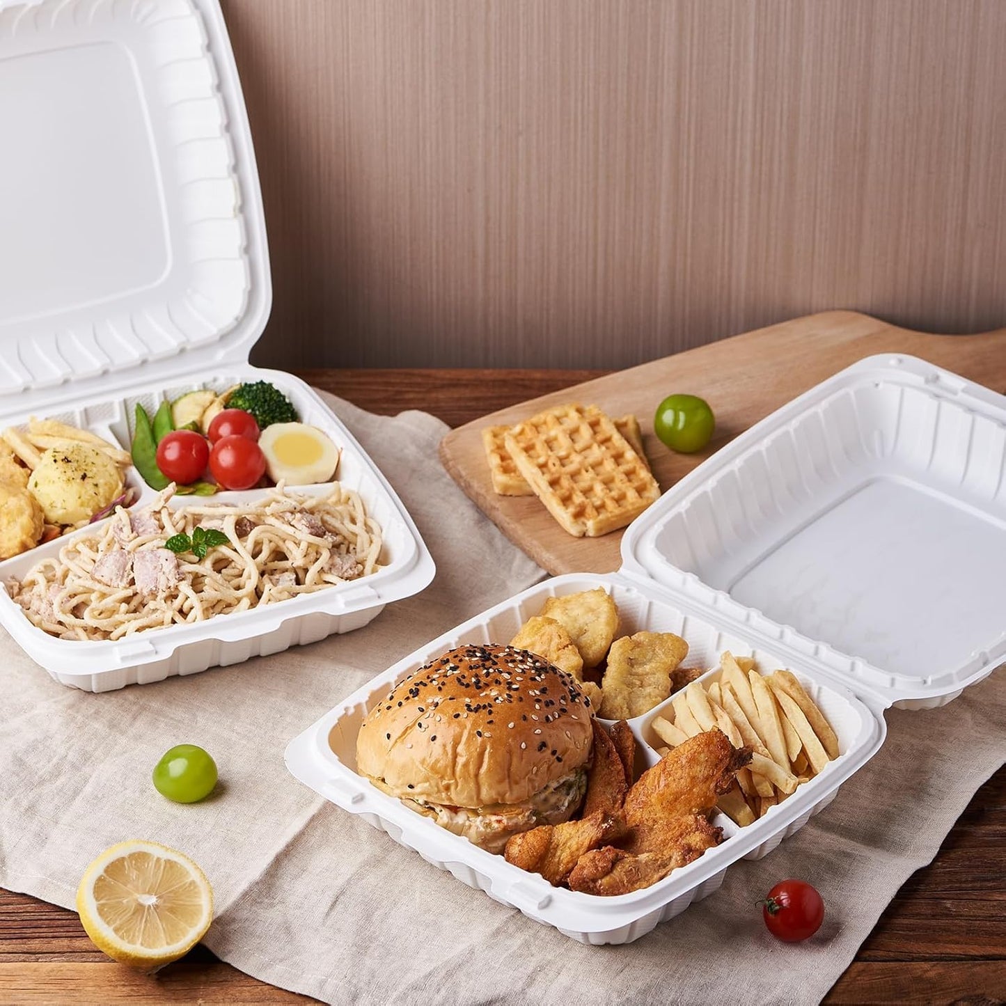 Watson Distributing 8.25" x 7.55" Clamshell Mfpp Container 3-Compartment Center Slide Lock 150/Case